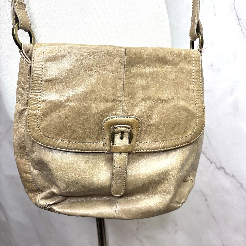 Hobo International Soft Shiny Taupe Leather Crossbody Purse Bag BOHO Retro flaw*